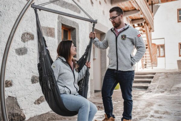 Granitjacke Neu_mit Kapuze_Österreich