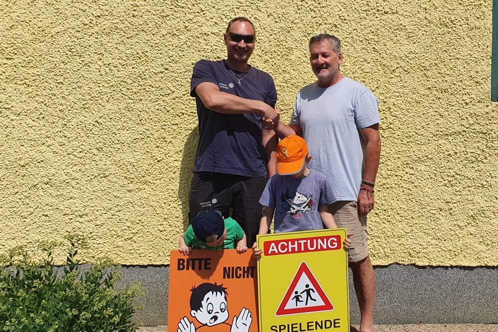Achtung KInder